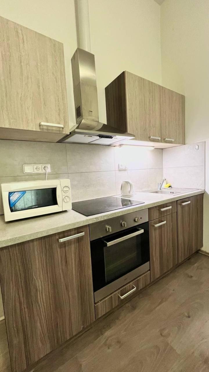 Comfort Place Brno, Bratislavska Екстериор снимка